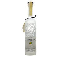 精致品味，輕奢享受 雪樹伏特加檸檬味酒版探索
